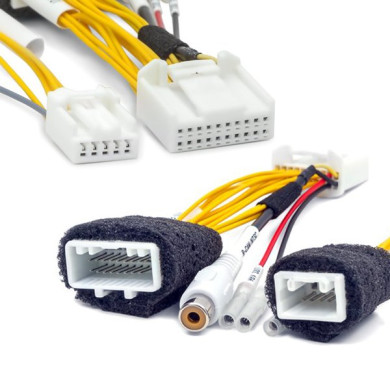 Adattatore per collegare la telecamera di retromarcia al monitor Toyota GEN5 / GEN6 Adattatore per collegare la telecamera di retromarcia al monitor Toyota GEN5 / GEN6