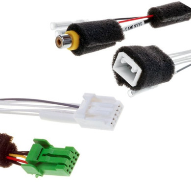 Adattatore per collegare la telecamera di retromarcia al monitor Suzuki 2012 - 2021 Adattatore per collegare la telecamera di retromarcia al monitor Suzuki 2012 - 2021