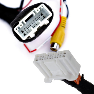 Adattatore per telecamera di retromarcia per monitor Mazda 3 hatchback 2013-2018 Adattatore per telecamera di retromarcia per monitor Mazda 3 hatchback 2013-2018