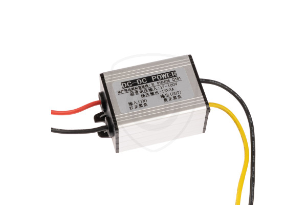 Convertitore di tensione da 17–100V a 12V (3A) per telecamere di retromarcia
